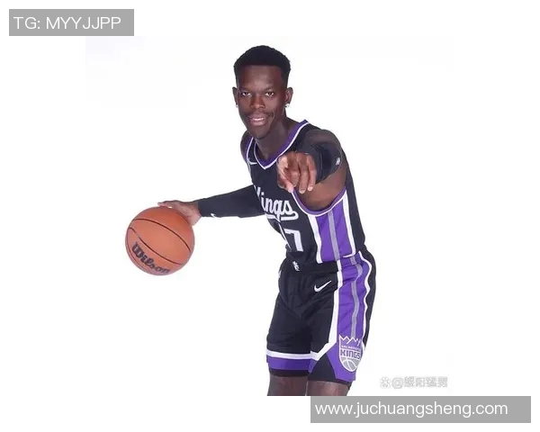 丹尼斯施罗德的篮球之路：从德国少年到NBA明星的成长历程