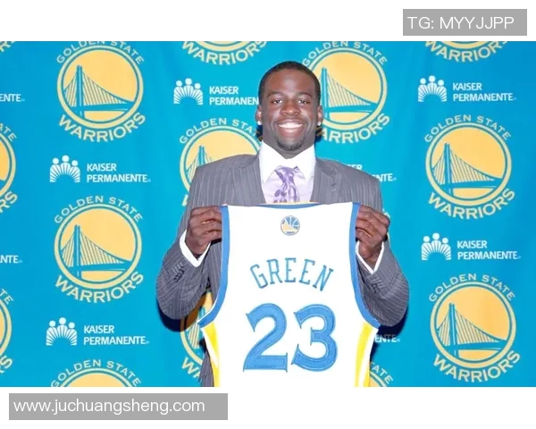 德雷蒙德格林如何在NBA赛场上展现全能球员的魅力与影响力
