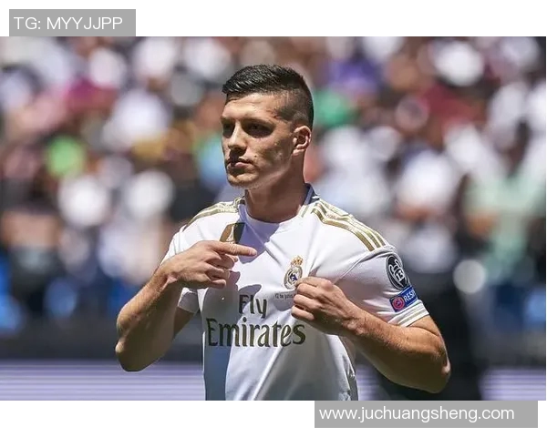 沙尔克04主帅惨遭下课！球队再度陷入危机！